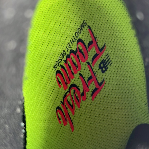 New balance 9 1/2 great condition …. - Picture 6 of 6